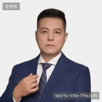 罗亮云